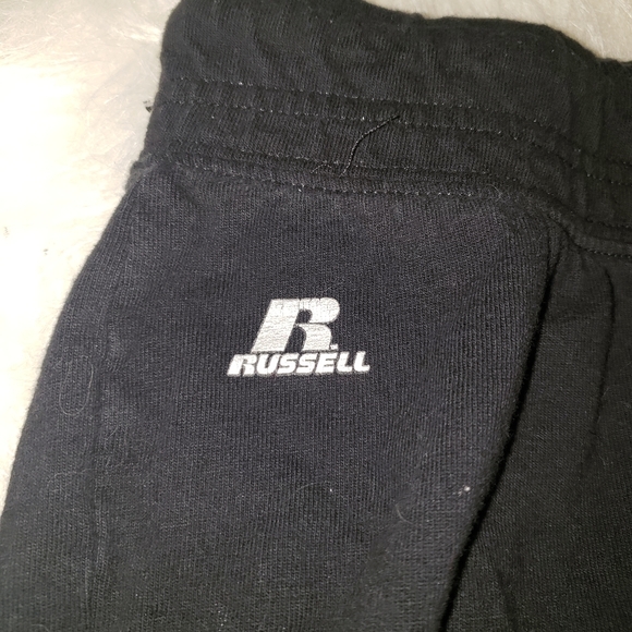 Russell shorts - Picture 3 of 5